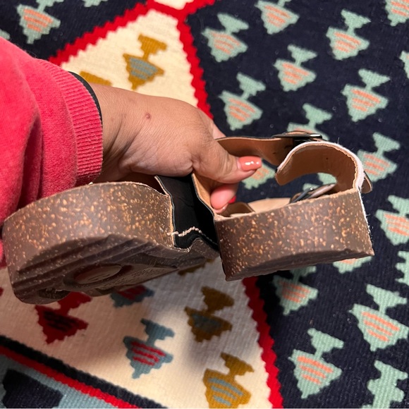 INCA ROSE Sandals - Picture 11 of 11